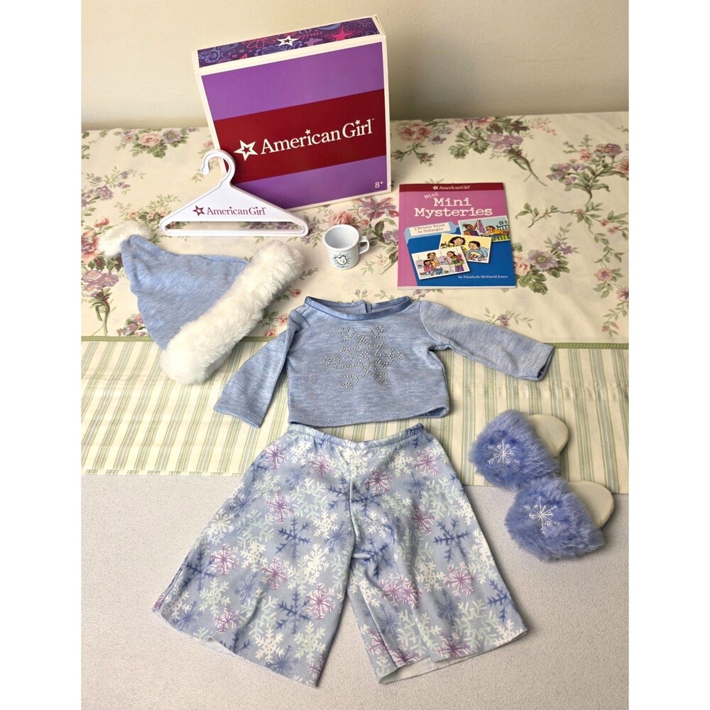 2006 AN AMERICAN GIRL "Let It Snow" Sleep Set COMPLETE Retired In Original Box